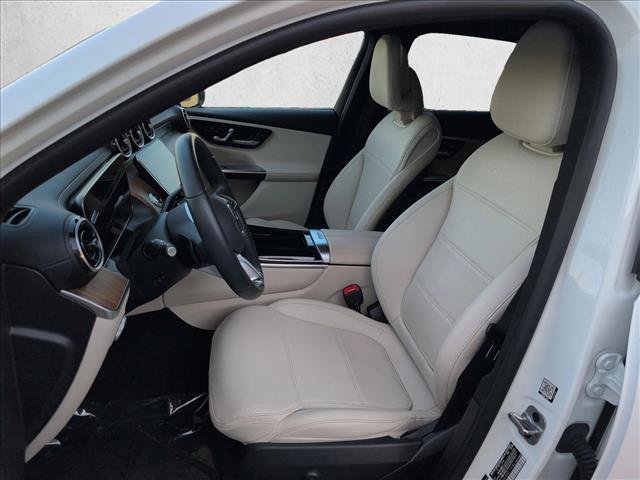 Used 2024 Mercedes-Benz GLC 300 4MATIC image 17