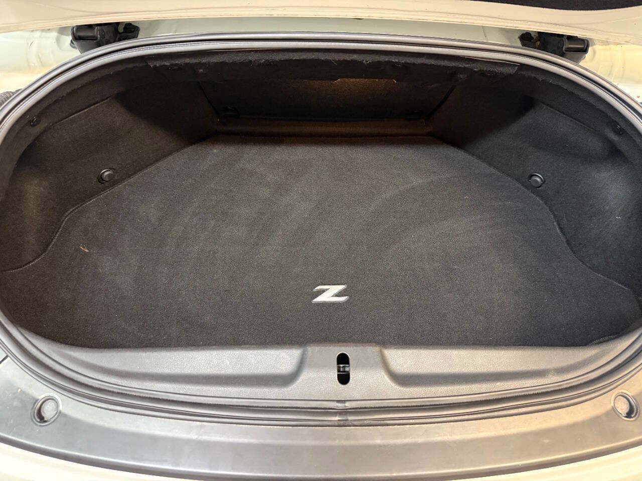 Used 2014 Nissan 370Z Touring w/ Sport Package image 26