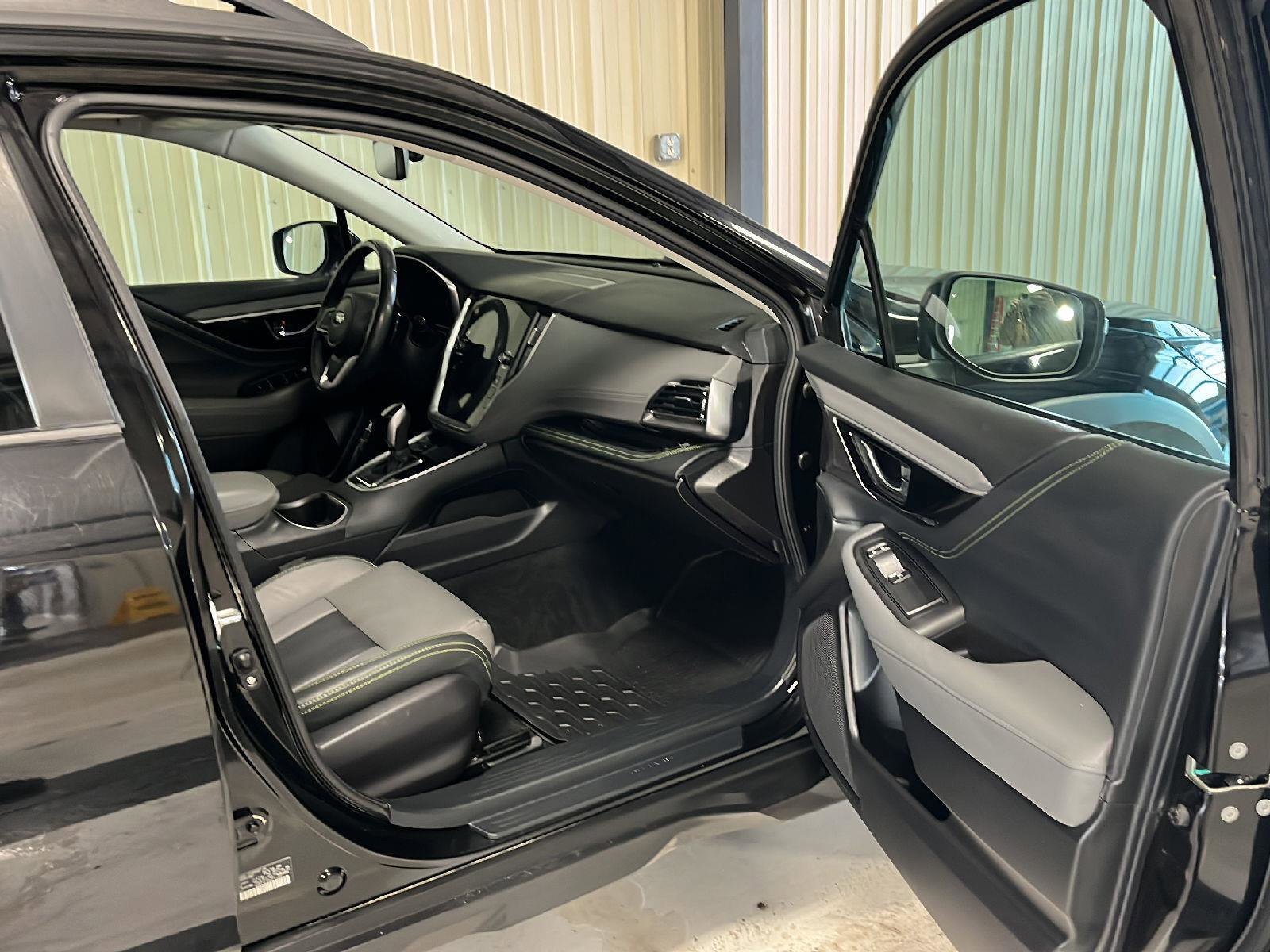 Used 2023 Subaru Outback Onyx Edition image 19