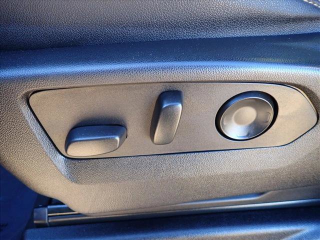 Used 2023 Chevrolet Suburban Premier image 15