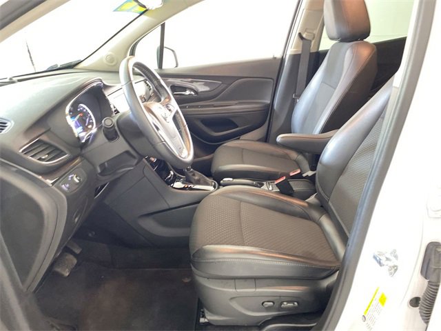 Certified 2022 Buick Encore Preferred image 24