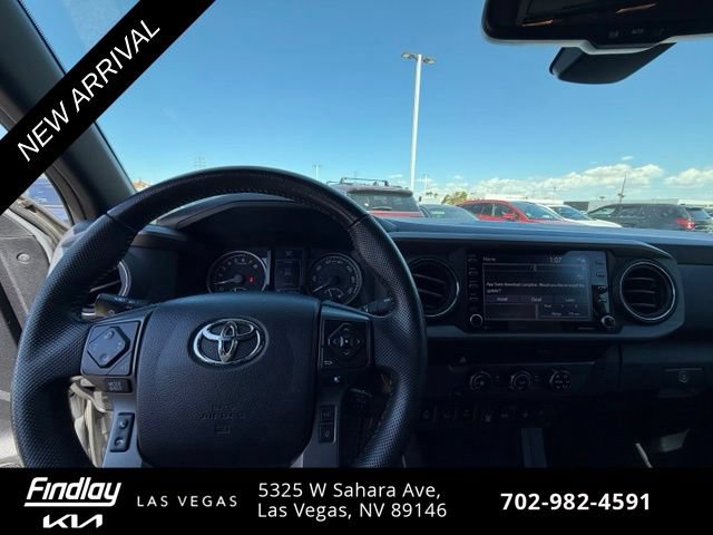 Used 2020 Toyota Tacoma TRD Off-Road w/ Technology Package RWD image 11