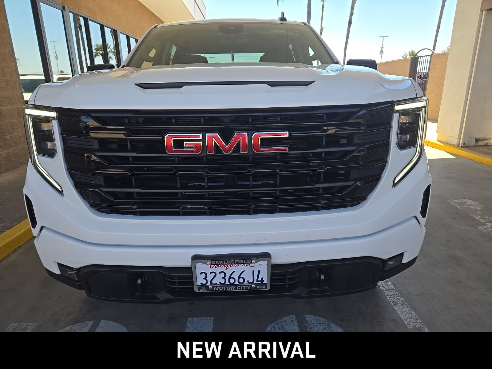 Certified 2026 GMC Sierra 1500 Elevation AWD/4WD image 2