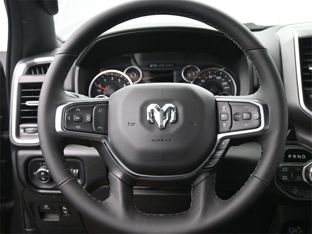 New 2026 RAM 1500 4x4 Crew Cab image 28