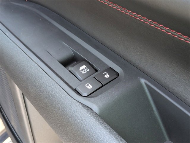 New 2025 Jeep Compass Trailhawk w/ Trailer Tow Group image 32