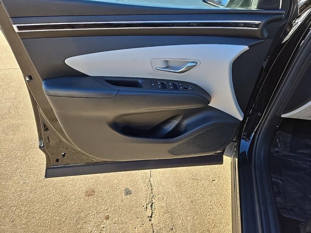 Used 2023 Hyundai Tucson SEL image 12