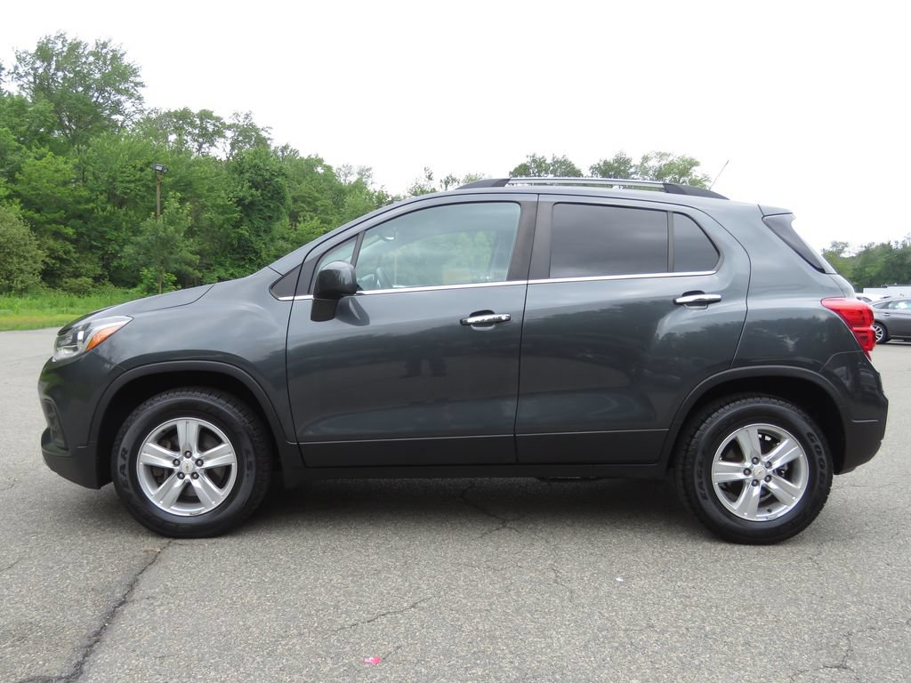 Used 2017 Chevrolet Trax LT w/ LT Convenience Package AWD/4WD image 8
