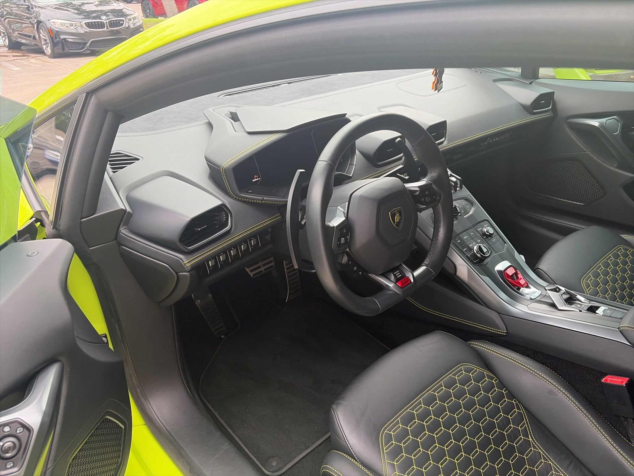 Used 2019 Lamborghini Huracan LP 580-2 RWD image 6