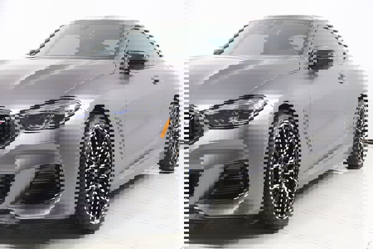 Used 2025 BMW M850i xDrive Coupe w/ M Sport Professional Package image 86