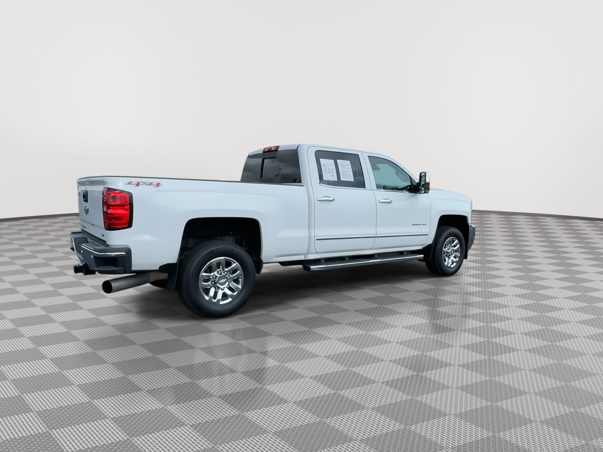 Used 2015 Chevrolet Silverado 3500 LTZ w/ Duramax Plus Package AWD/4WD image 9