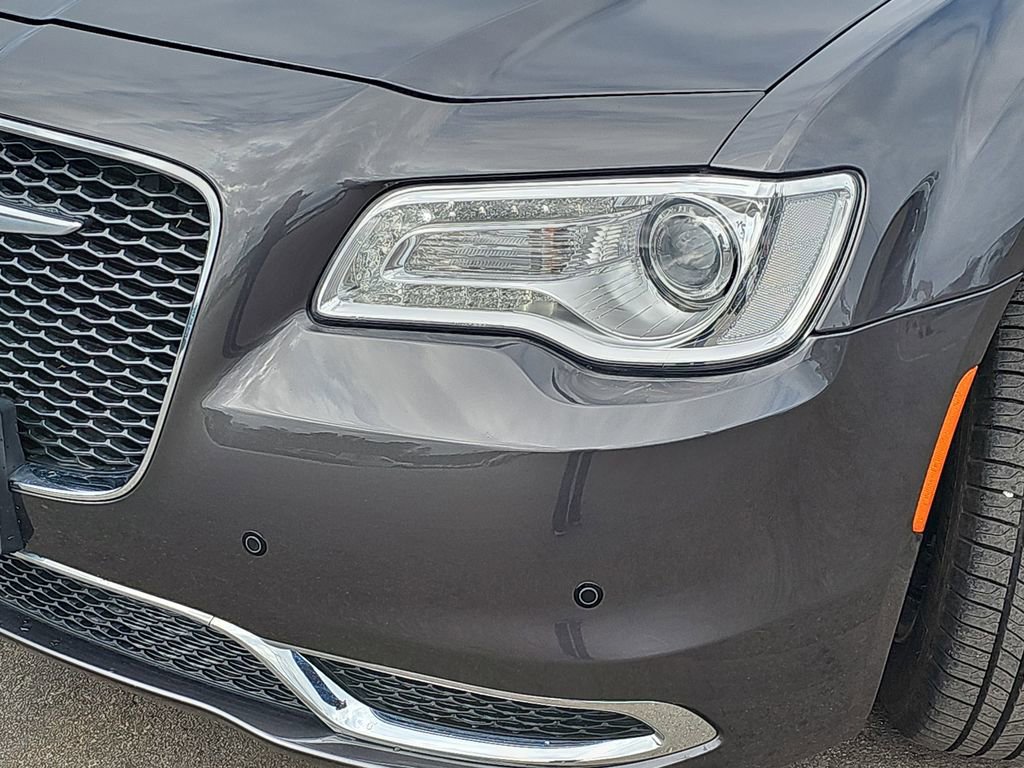 Used 2023 Chrysler 300 Touring image 33
