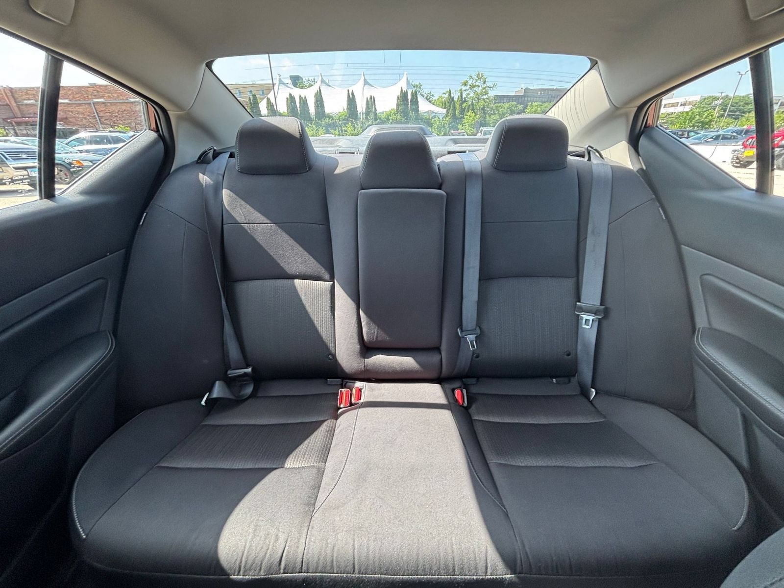 Used 2025 Nissan Altima 2.5 SV FWD image 33