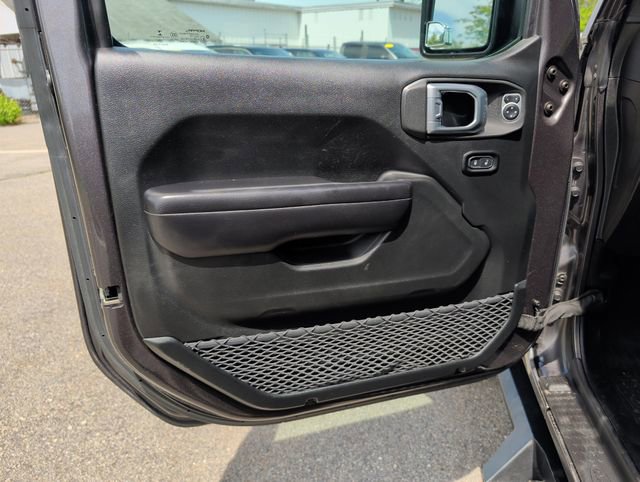 Used 2019 Jeep Wrangler Sport AWD/4WD image 14