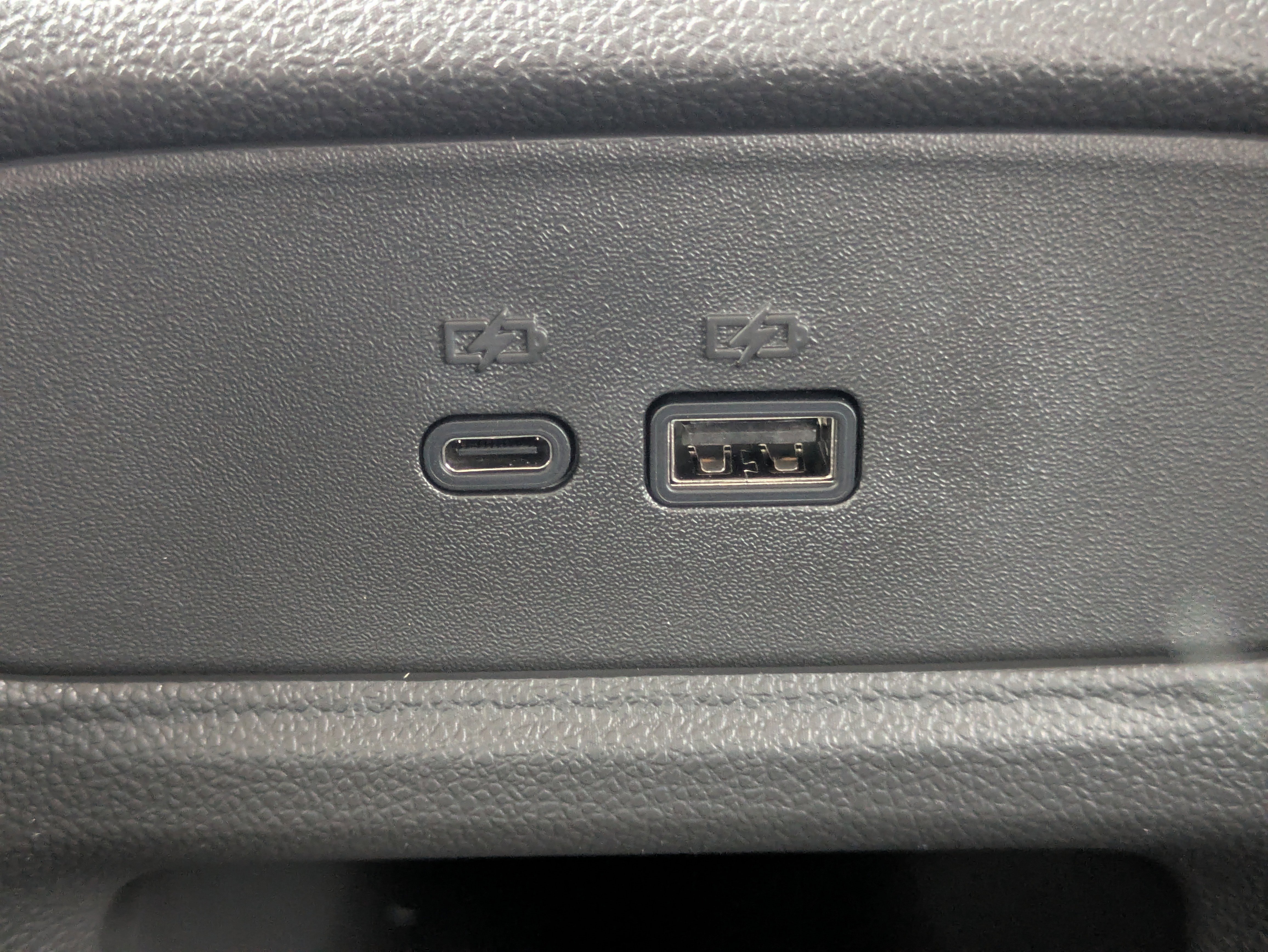 New 2026 Chevrolet Trax LT image 8