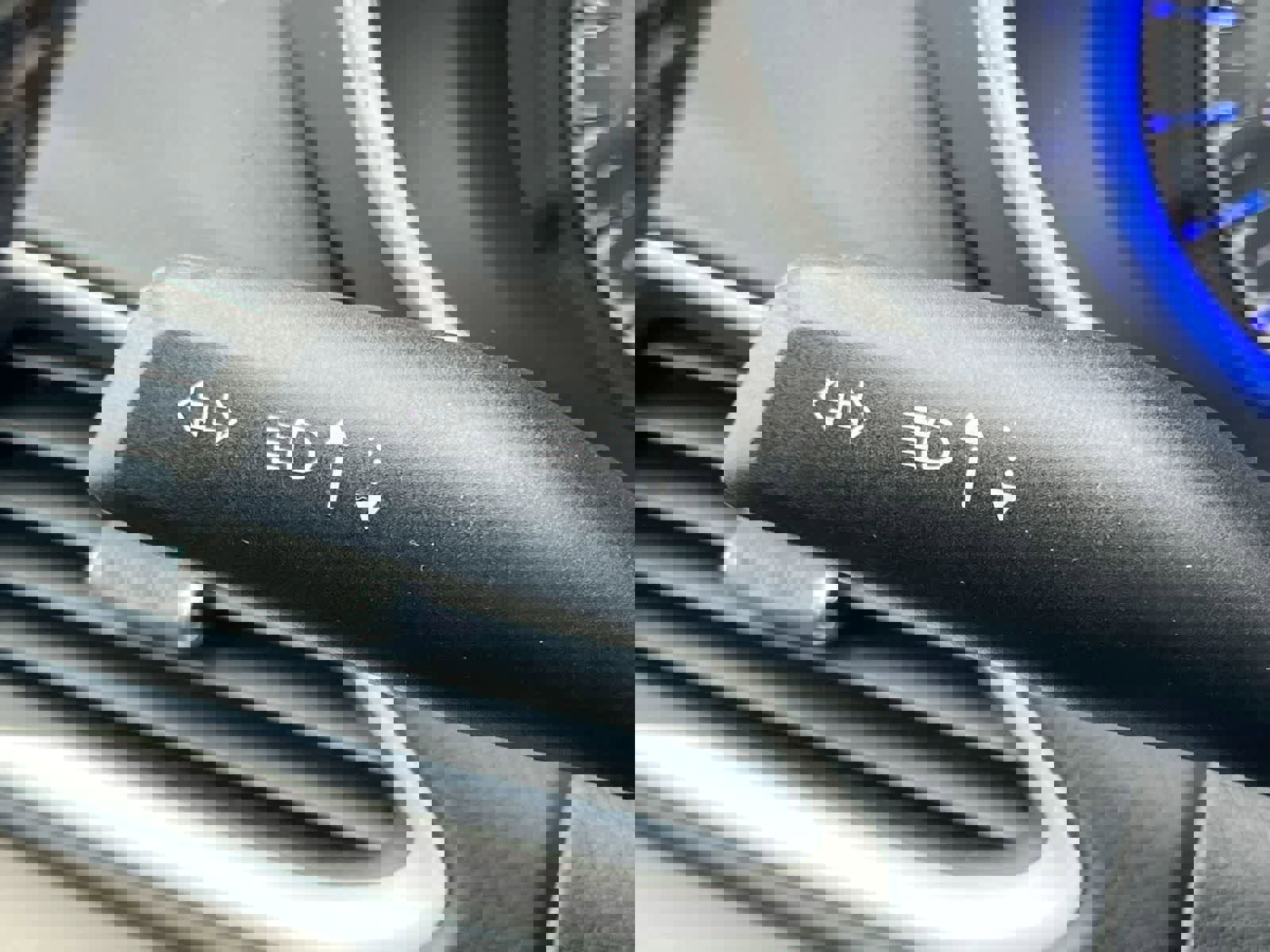 Used 2023 Chrysler Pacifica Touring-L image 26