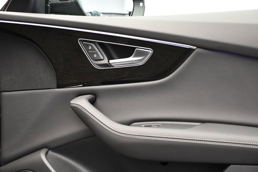 New 2026 Audi Q8 Premium Plus image 46