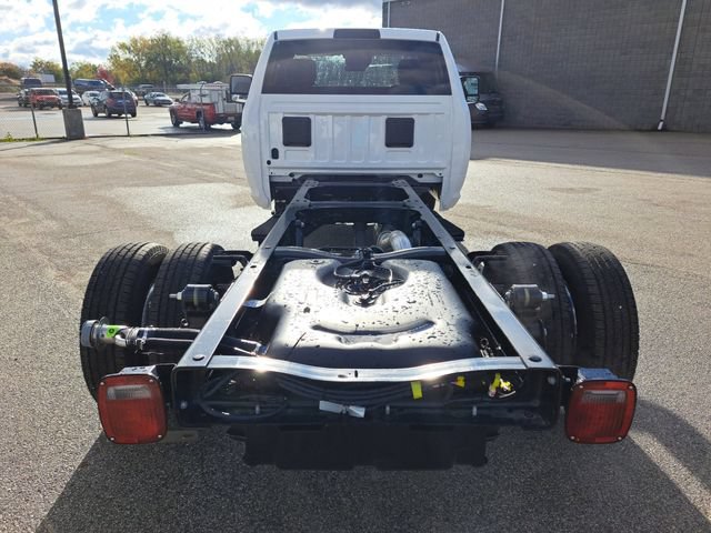 New 2026 RAM 3500 Tradesman w/ Chrome Appearance Group AWD/4WD image 18