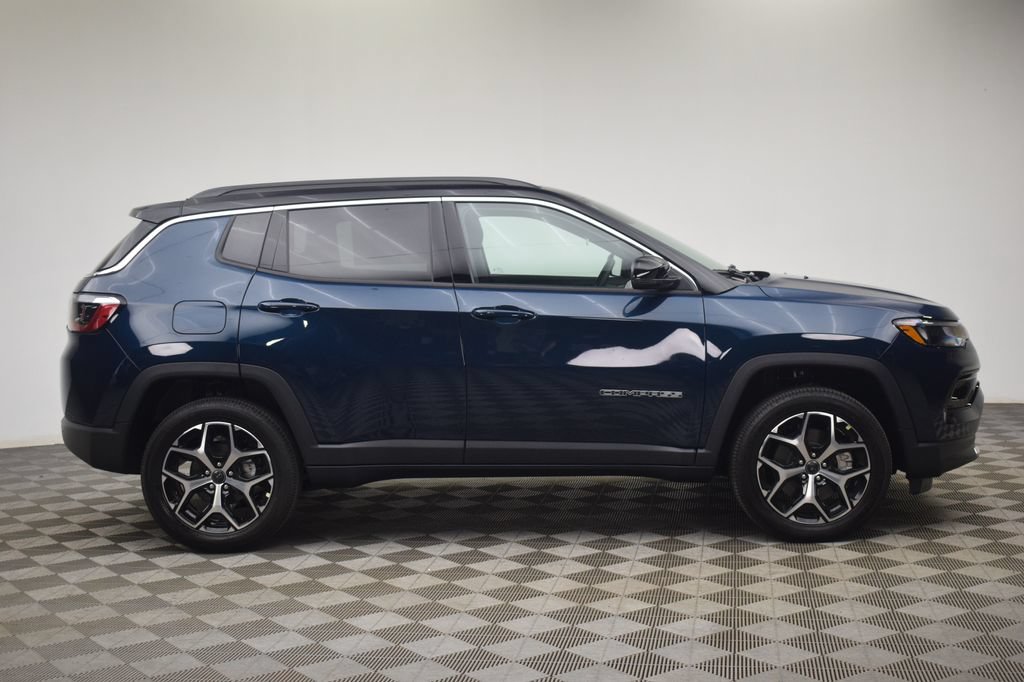 New 2026 Jeep Compass Limited w/ Sun, Sound & Navigation Group AWD/4WD image 3