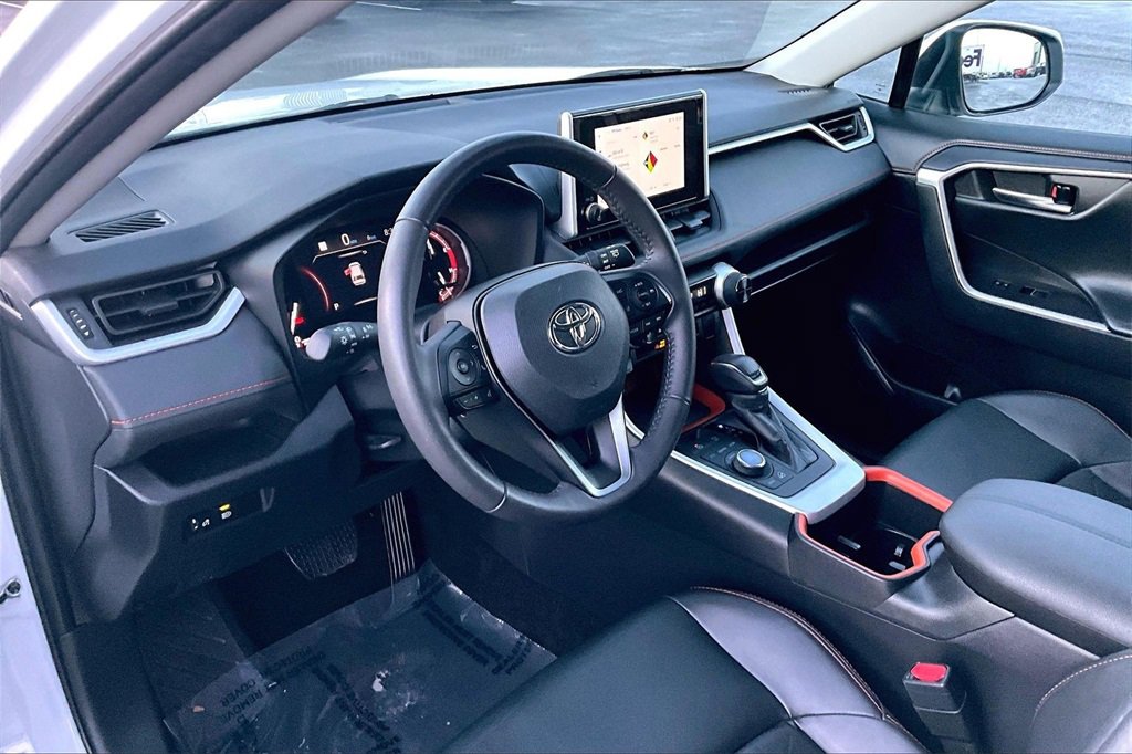 Used 2024 Toyota RAV4 Adventure image 14