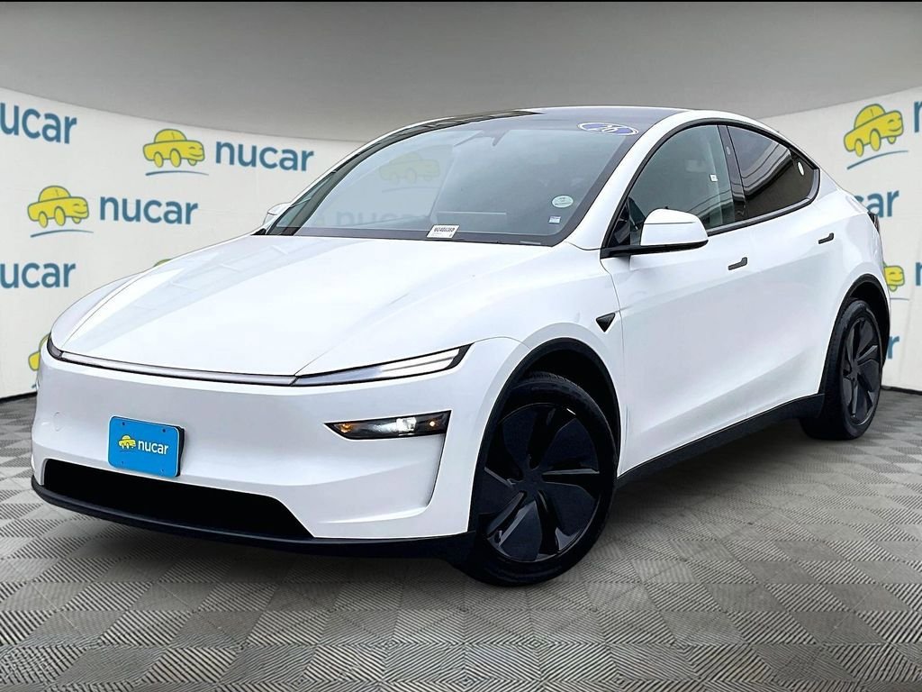 Used 2026 Tesla Model Y AWD image 3