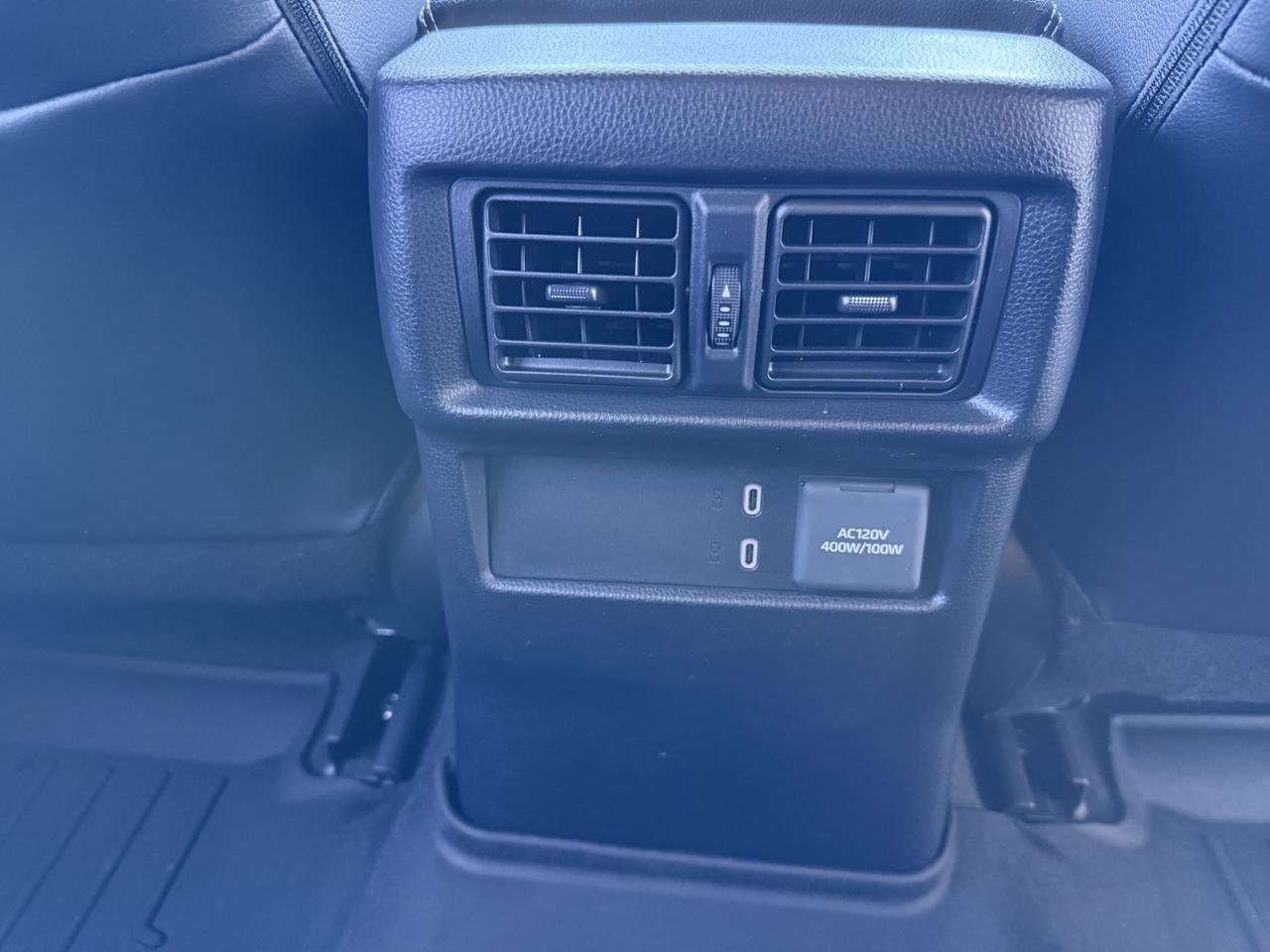 Used 2025 Toyota 4Runner Limited AWD/4WD image 40