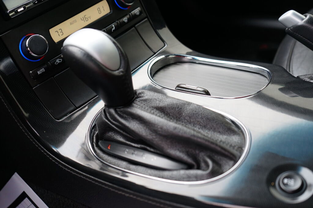 Used 2013 Chevrolet Corvette Coupe image 22