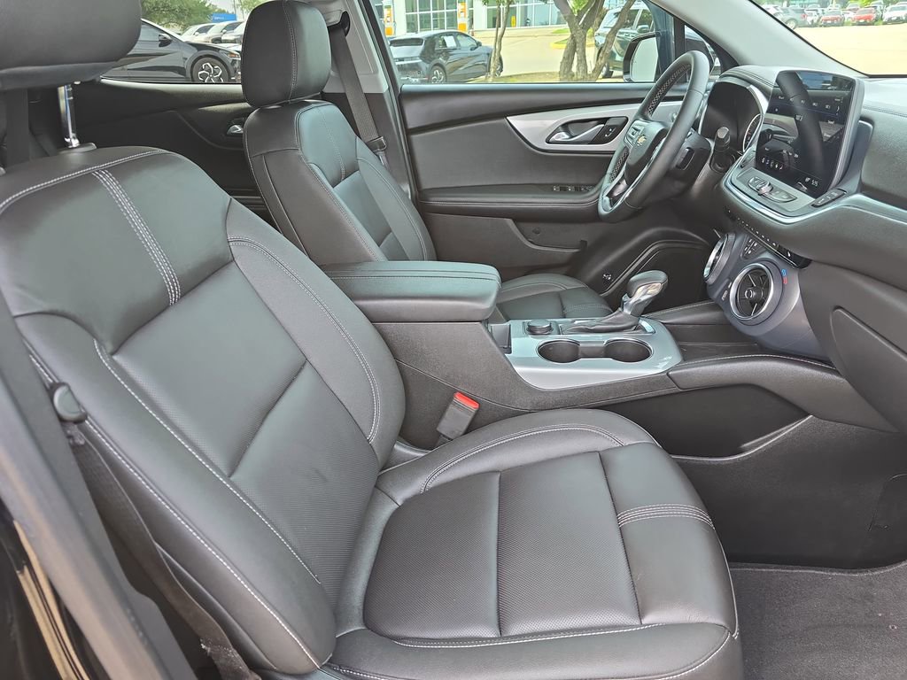 Used 2023 Chevrolet Blazer LT FWD image 10