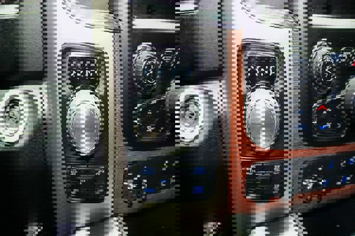 Used 2018 RAM 1500 Laramie image 15