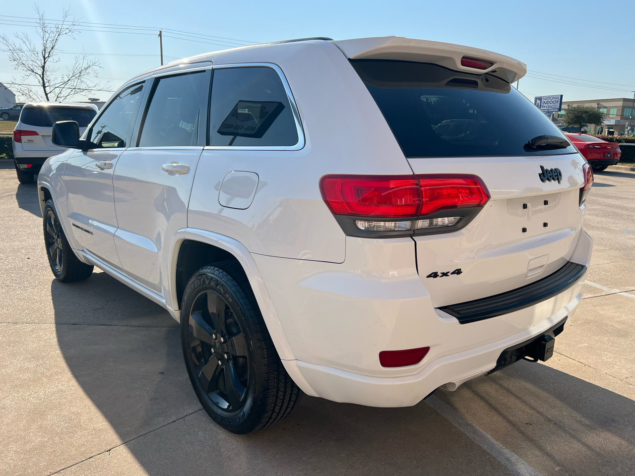 Used 2015 Jeep Grand Cherokee Altitude image 6