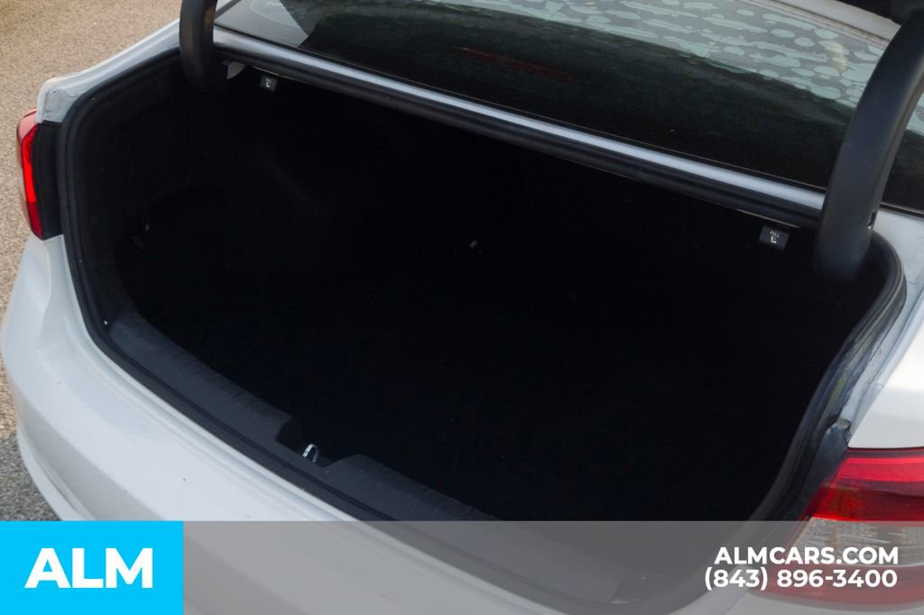 Used 2016 Hyundai Sonata SE FWD image 6