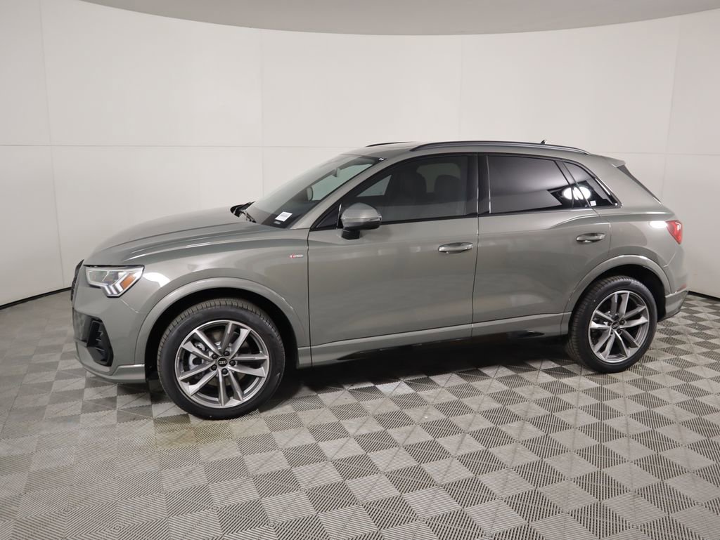 Used 2025 Audi Q3 2.0T Premium w/ Convenience Package image 9