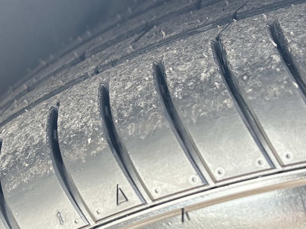 Used 2024 Ford Mustang EcoBoost image 12