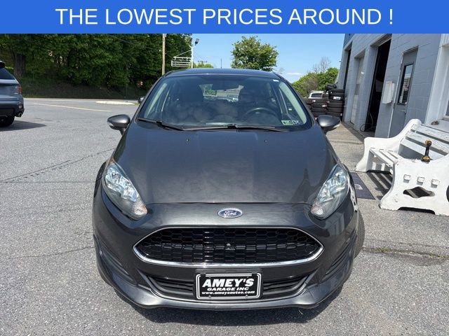 Used 2016 Ford Fiesta SE w/ Cold Weather Package FWD image 2