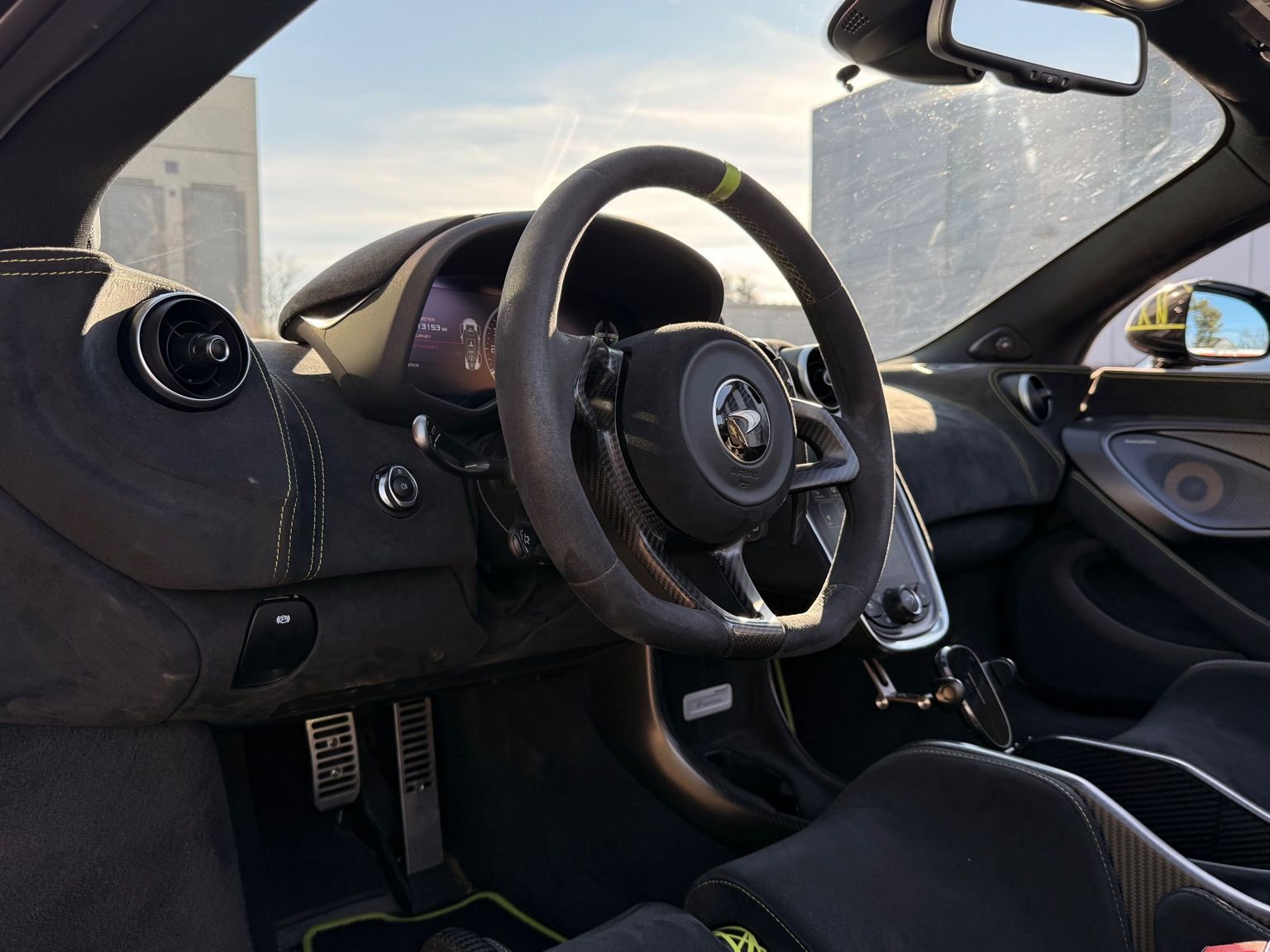 Used 2020 McLaren 600LT Spider image 34