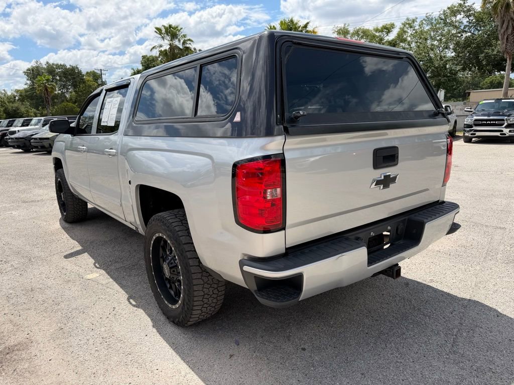Used 2018 Chevrolet Silverado 1500 LT w/ All Star Edition AWD/4WD image 4