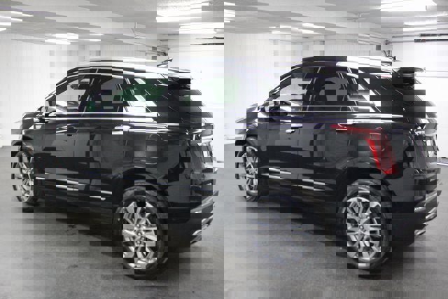 Certified 2024 Cadillac XT5 Premium Luxury w/ Platinum Package image 2