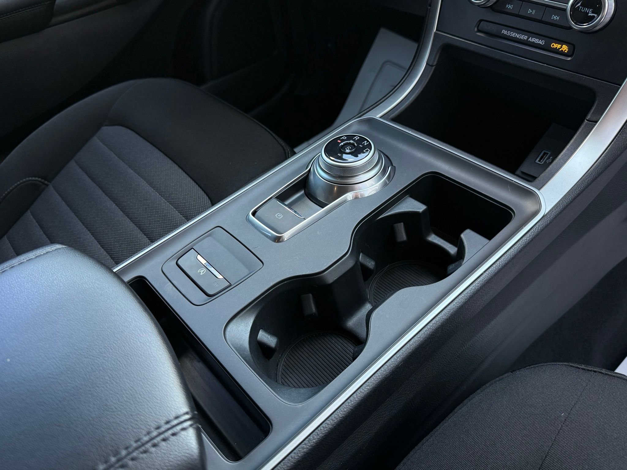 Used 2024 Ford Edge SE image 15