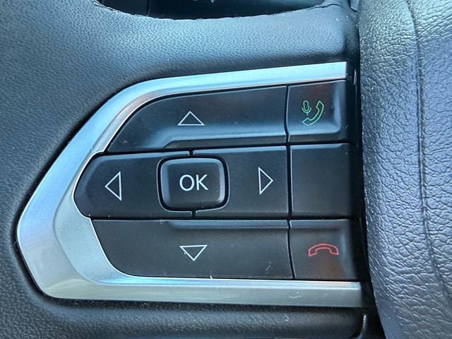 Used 2024 Jeep Compass Limited image 11