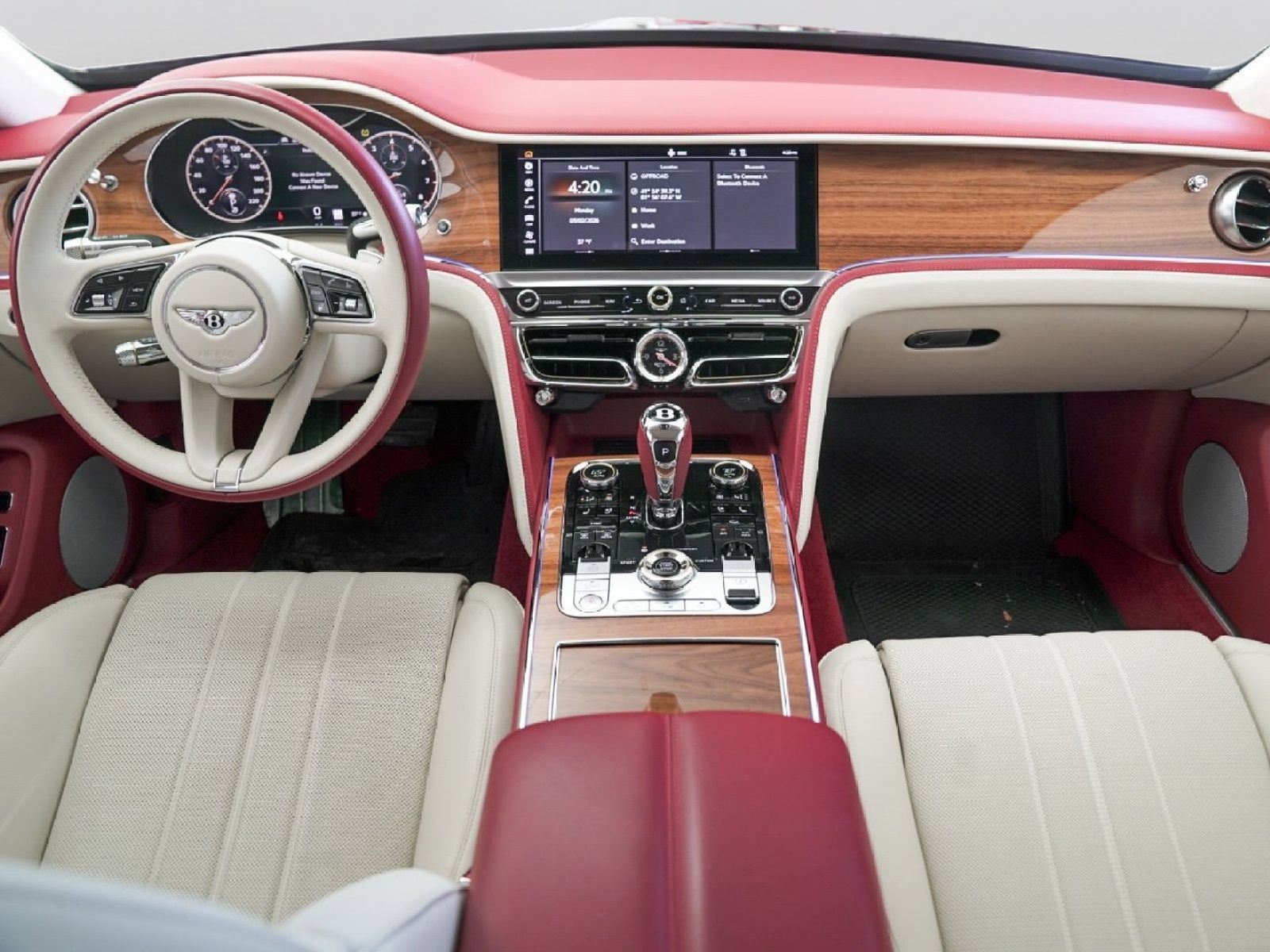 Used 2023 Bentley Flying Spur V8 AWD/4WD image 16