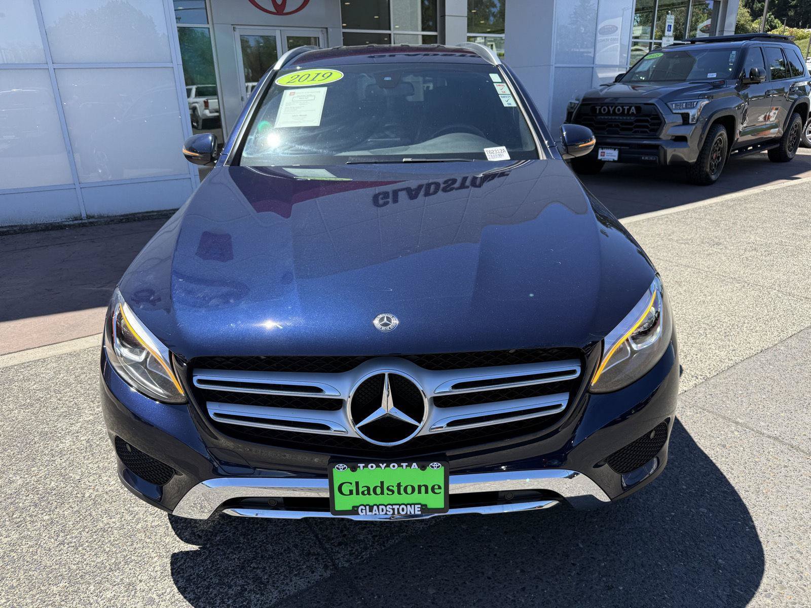 Used 2019 Mercedes-Benz GLC 300 4MATIC image 8
