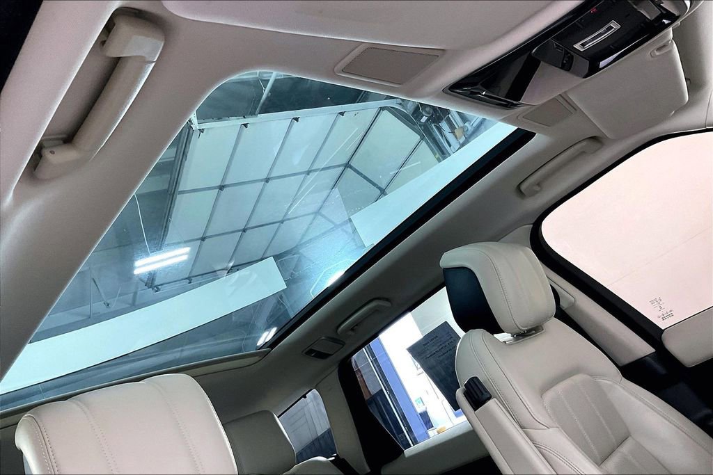 Used 2019 Land Rover Range Rover Sport HSE image 23