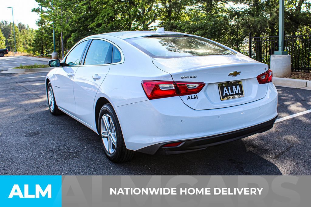 Used 2024 Chevrolet Malibu LT FWD image 4
