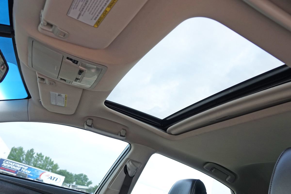 Used 2015 Toyota Avalon XLE Premium FWD image 31