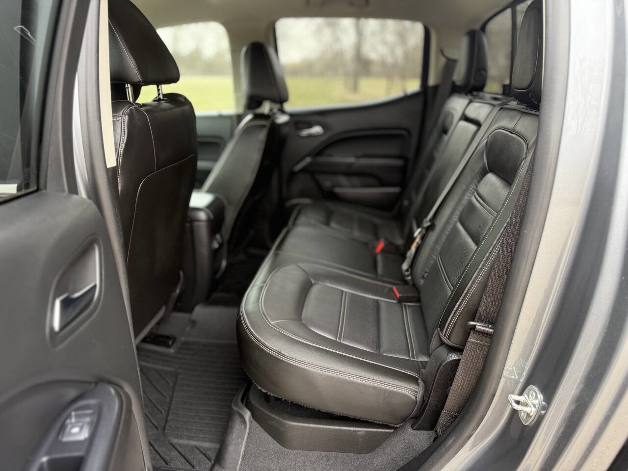 Used 2020 GMC Canyon Denali image 12