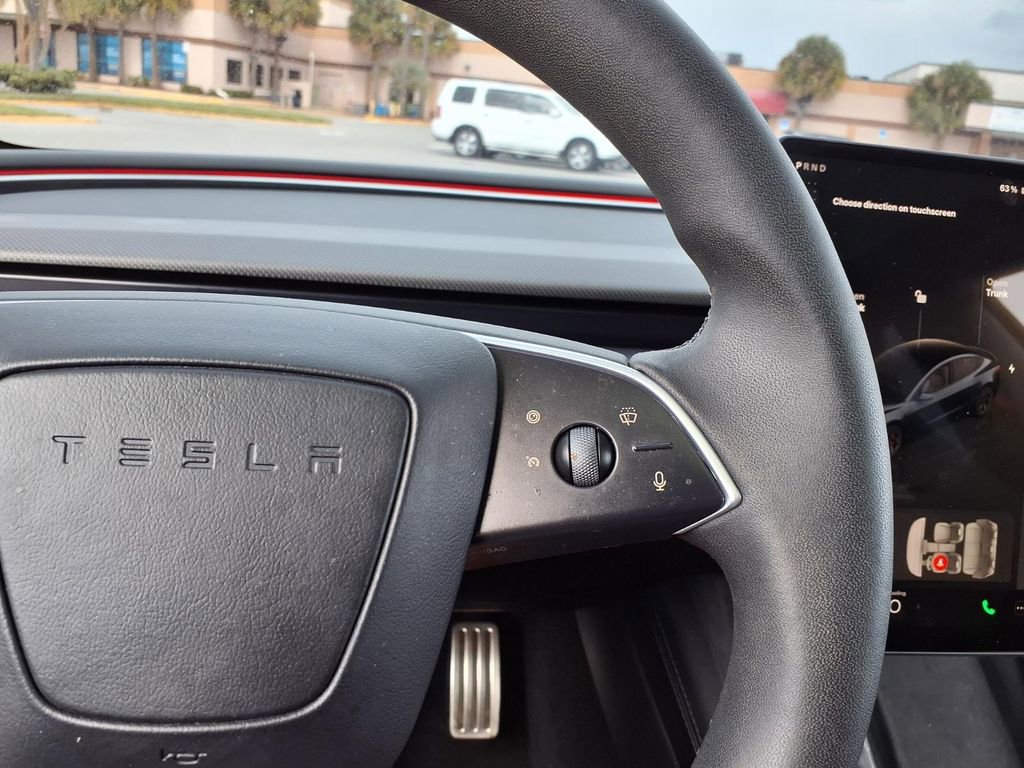 Used 2025 Tesla Model 3 Performance image 34
