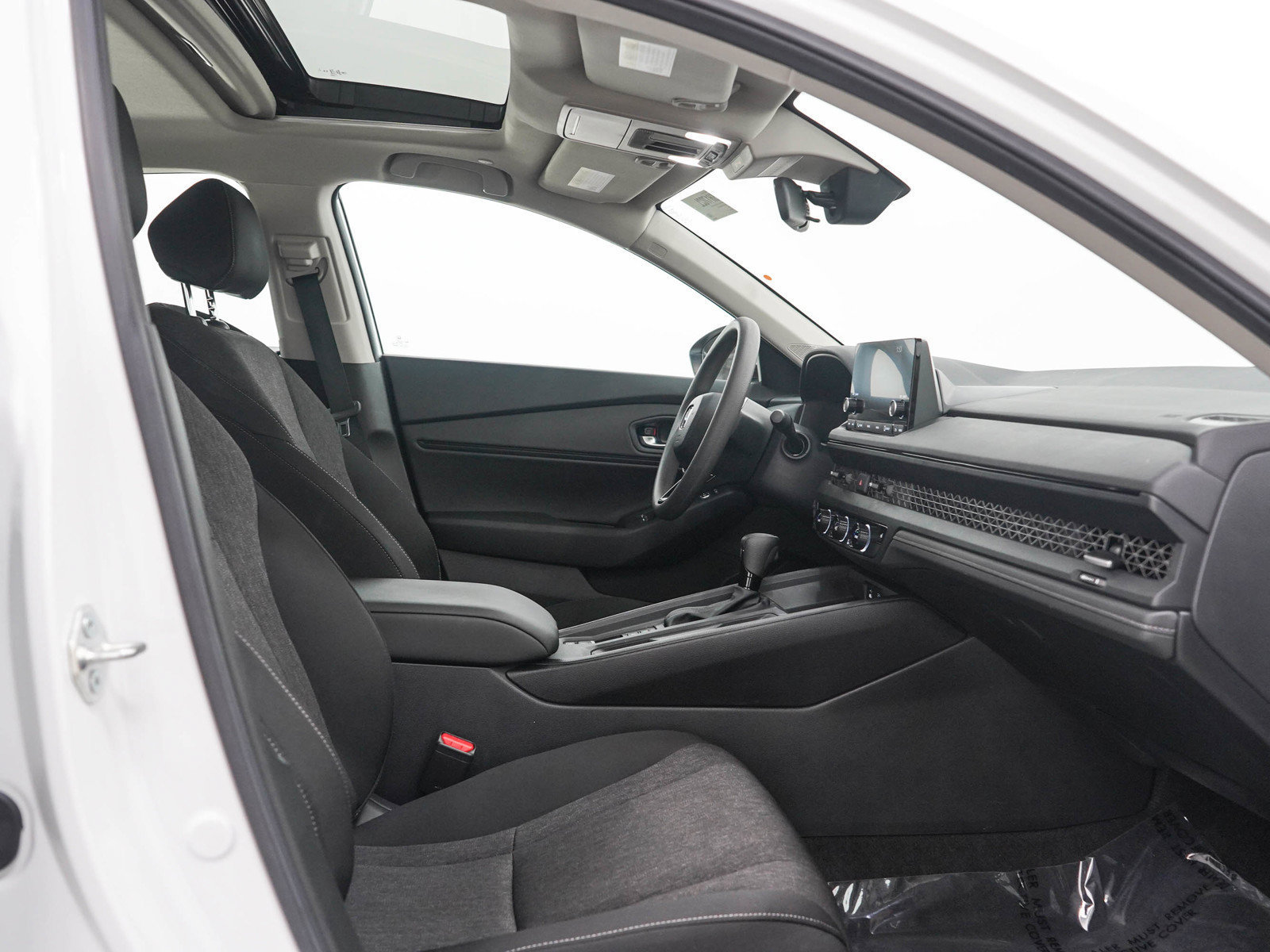 Used 2024 Honda Accord EX image 11
