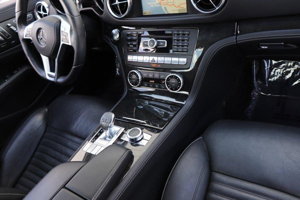 Used 2014 Mercedes-Benz SL 550 w/ Driver Assistance Package image 48