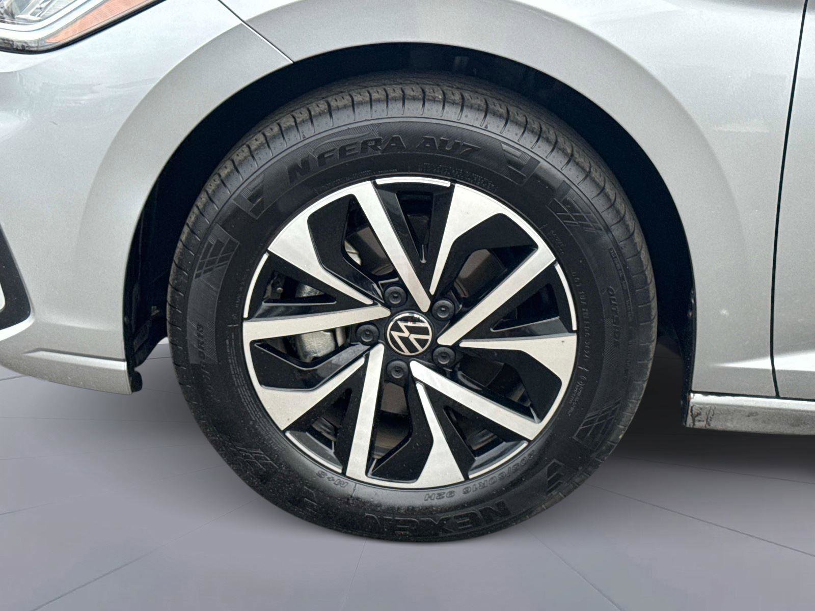 Used 2025 Volkswagen Jetta S image 11