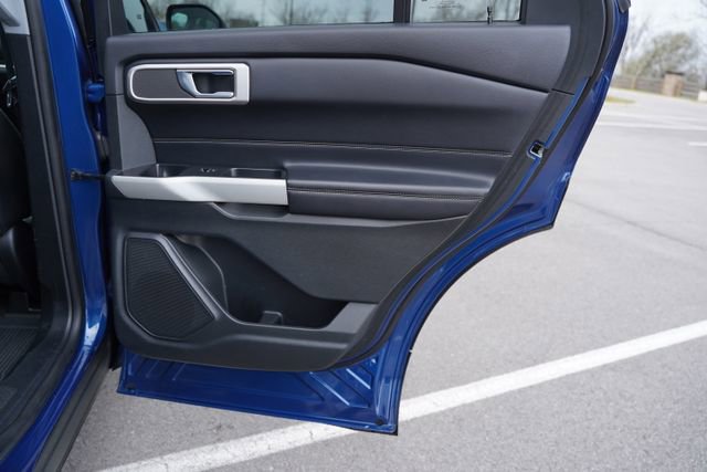 Used 2021 Ford Explorer XLT w/ Equipment Group 202A image 24