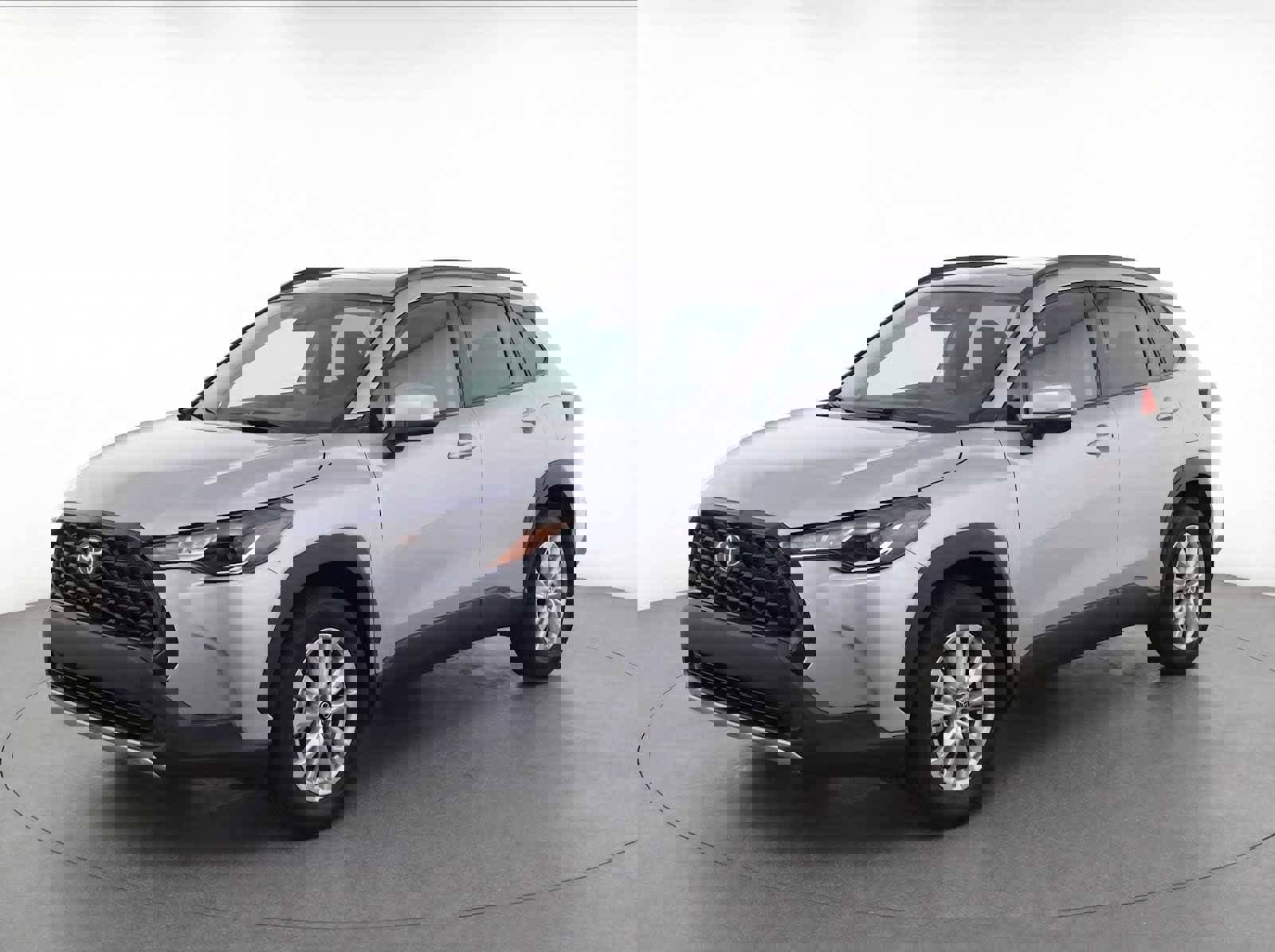 Used 2023 Toyota Corolla Cross LE w/ Moonroof Package image 1